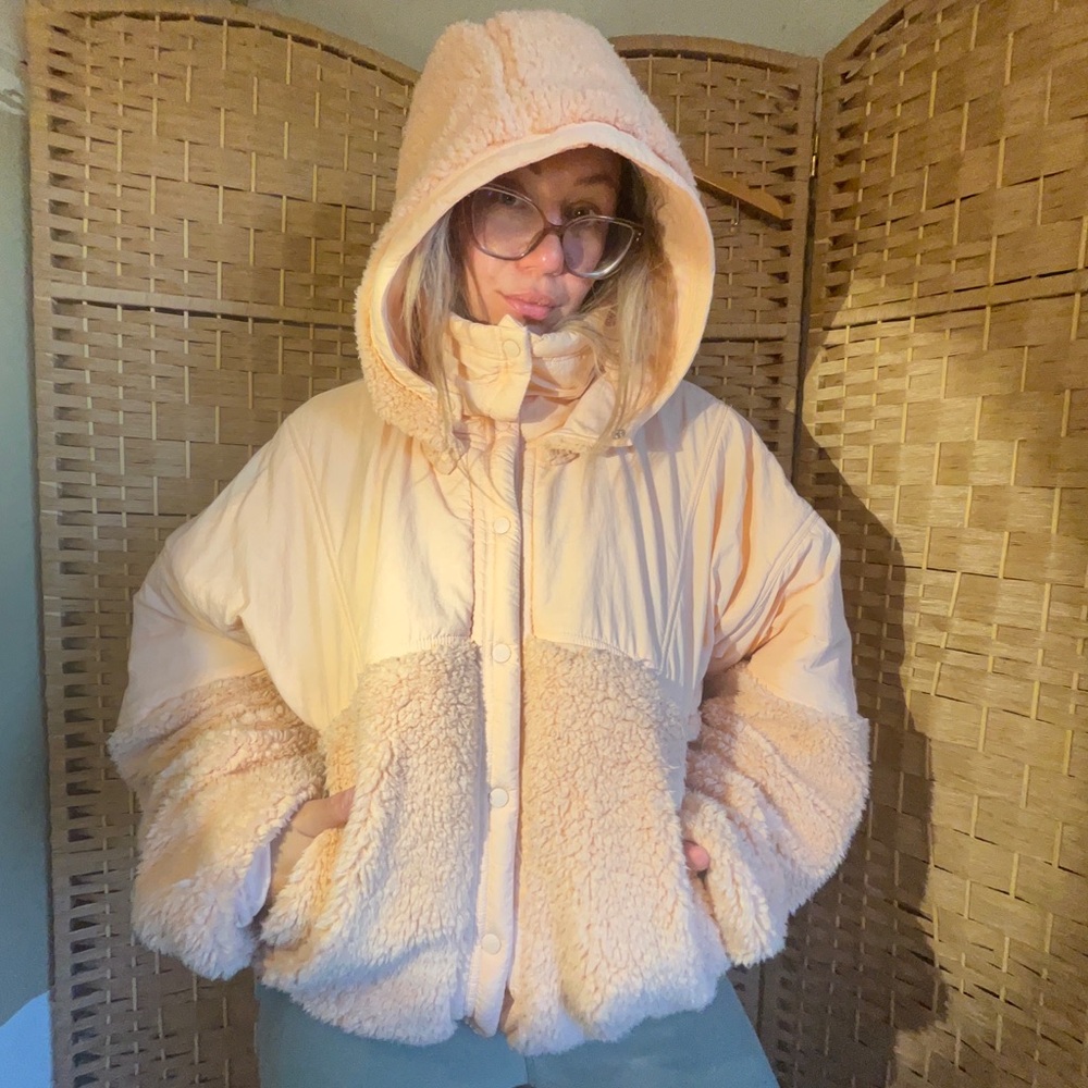 Free People Adventure Awaits Puffy Teddy - Picture 11 of 16